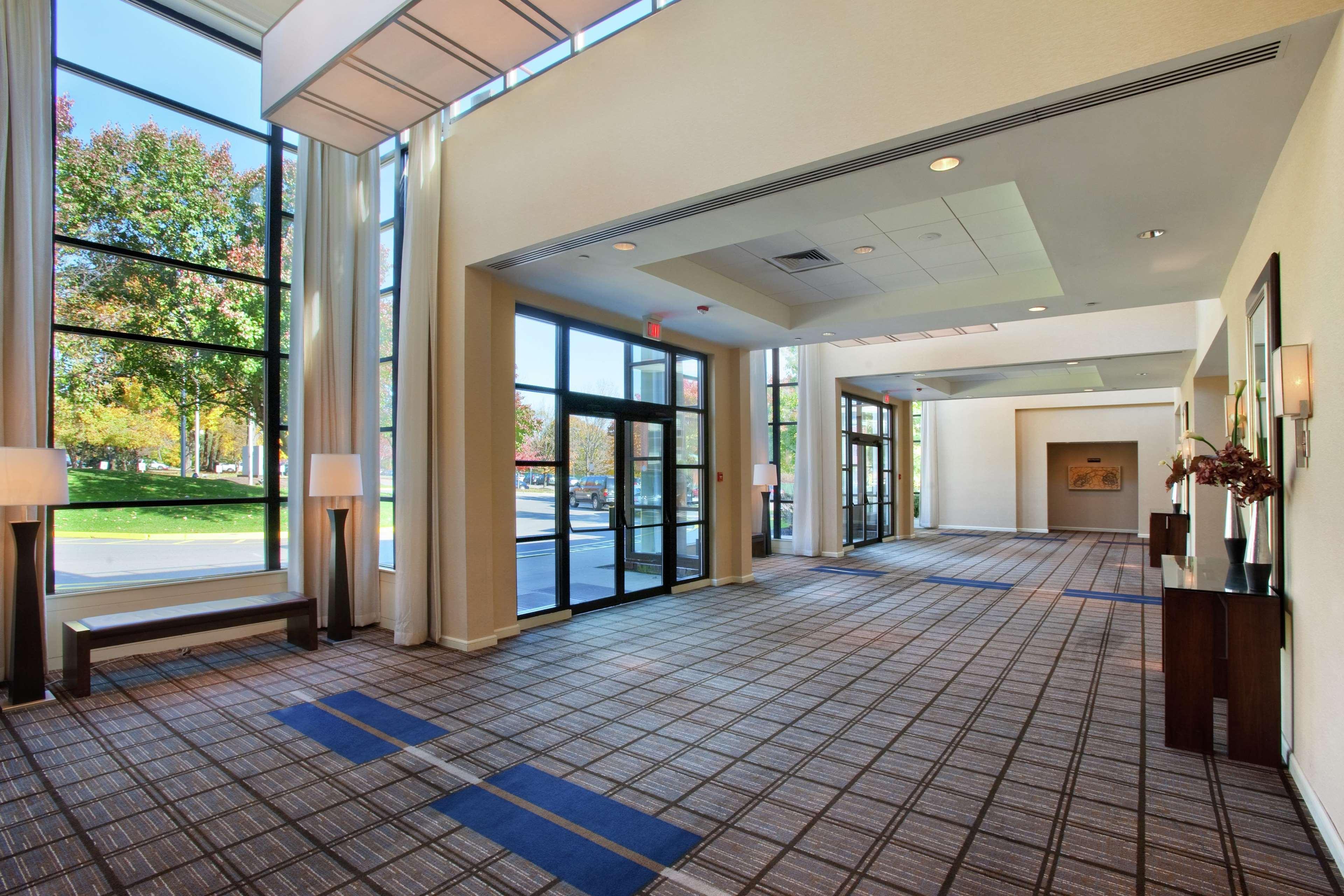 The Saratoga Hilton Hotel Saratoga Springs Exterior foto